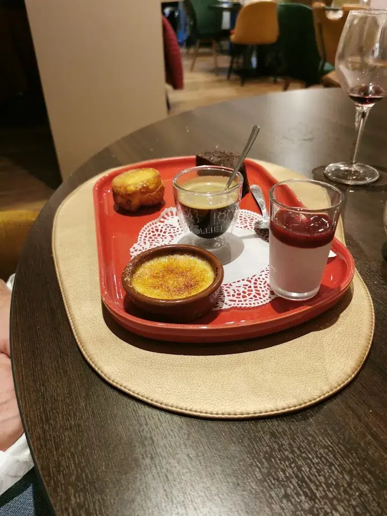 Menu_hotel restaurant le cheval blanc_Baud_image_4