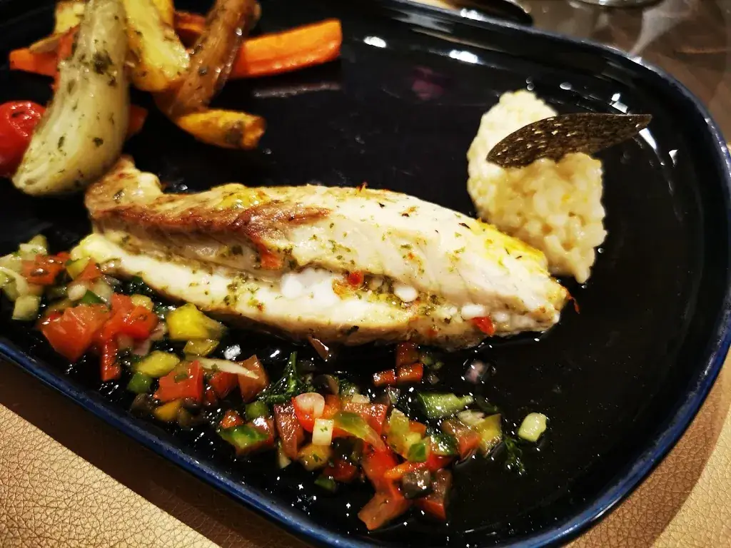 hotel restaurant le cheval blanc_Baud_slider_image_2