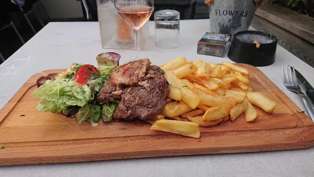 Le Flamambo_Baud_slider_image_2