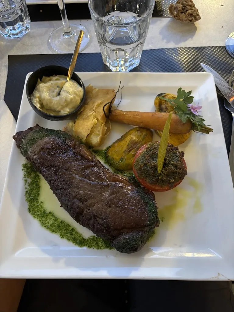 RESTAURANT LE 1947_Beaufort_slider_image_3