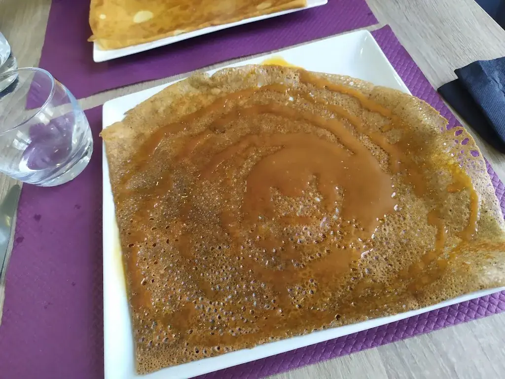 Adrien Losay_CREPERIE 