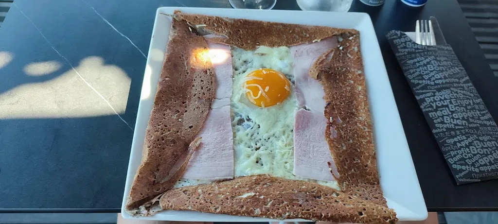 Claire M_Crêperie De Brocéliande_Arzon_recensione