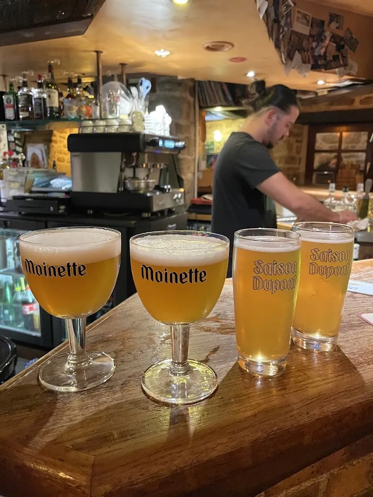 Thomas Goris_L'escale_Audierne_review