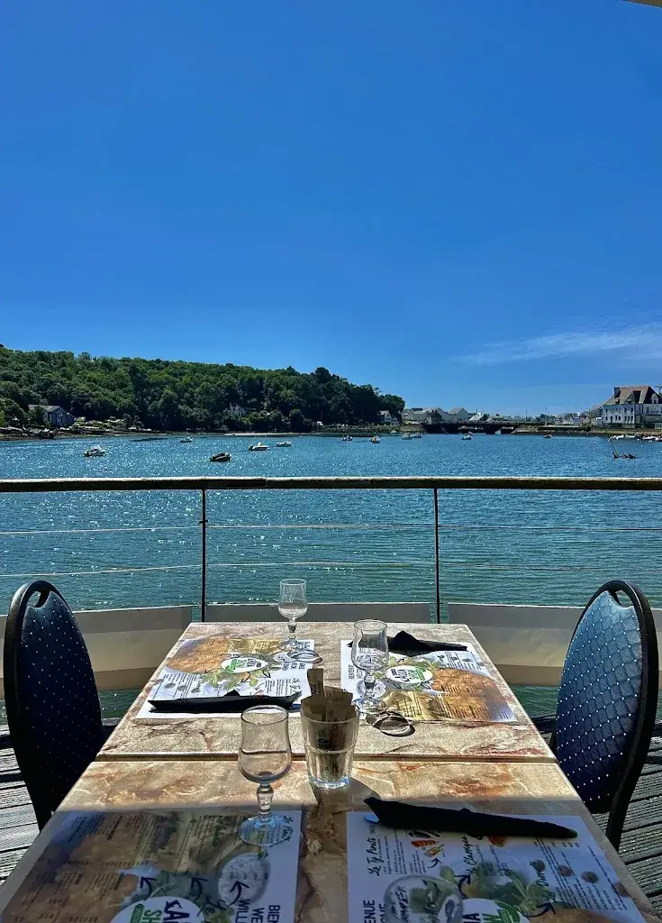 Lola Retoret_Le Restaurant de l'AQUASHOW_Audierne_recensione