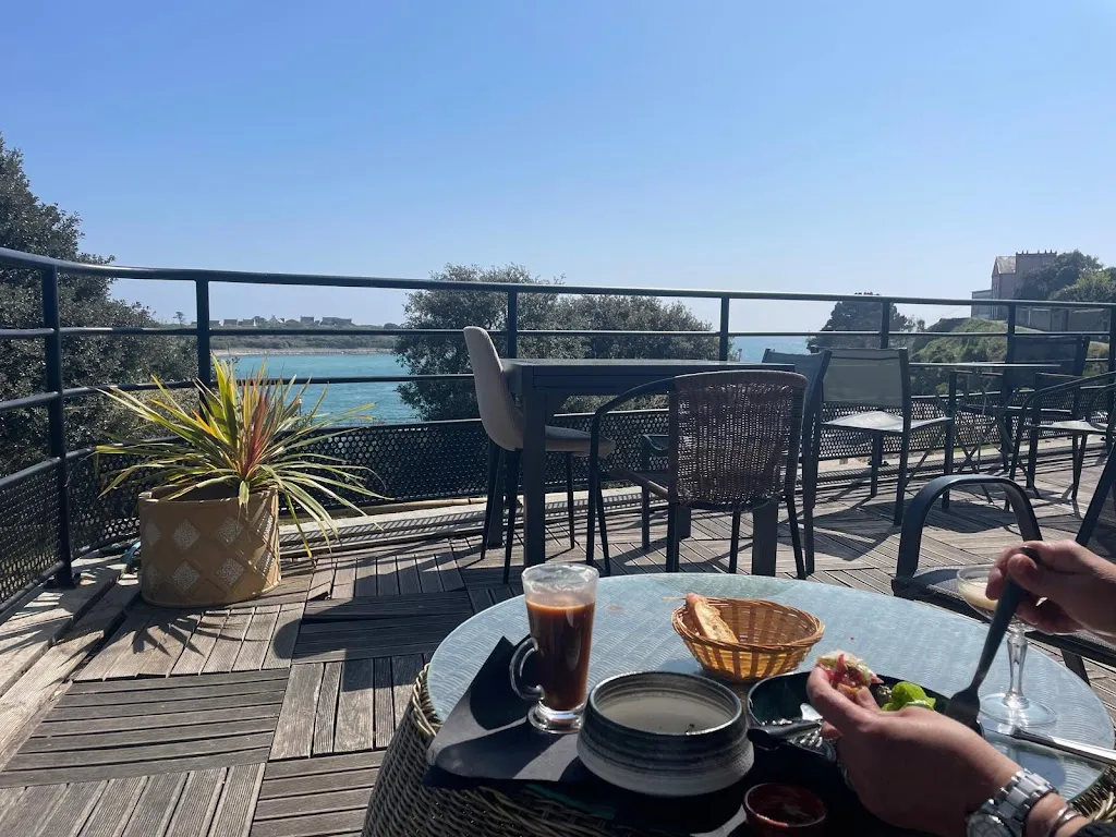 Christianne PARANTHOËN_La Renverse_Audierne_review