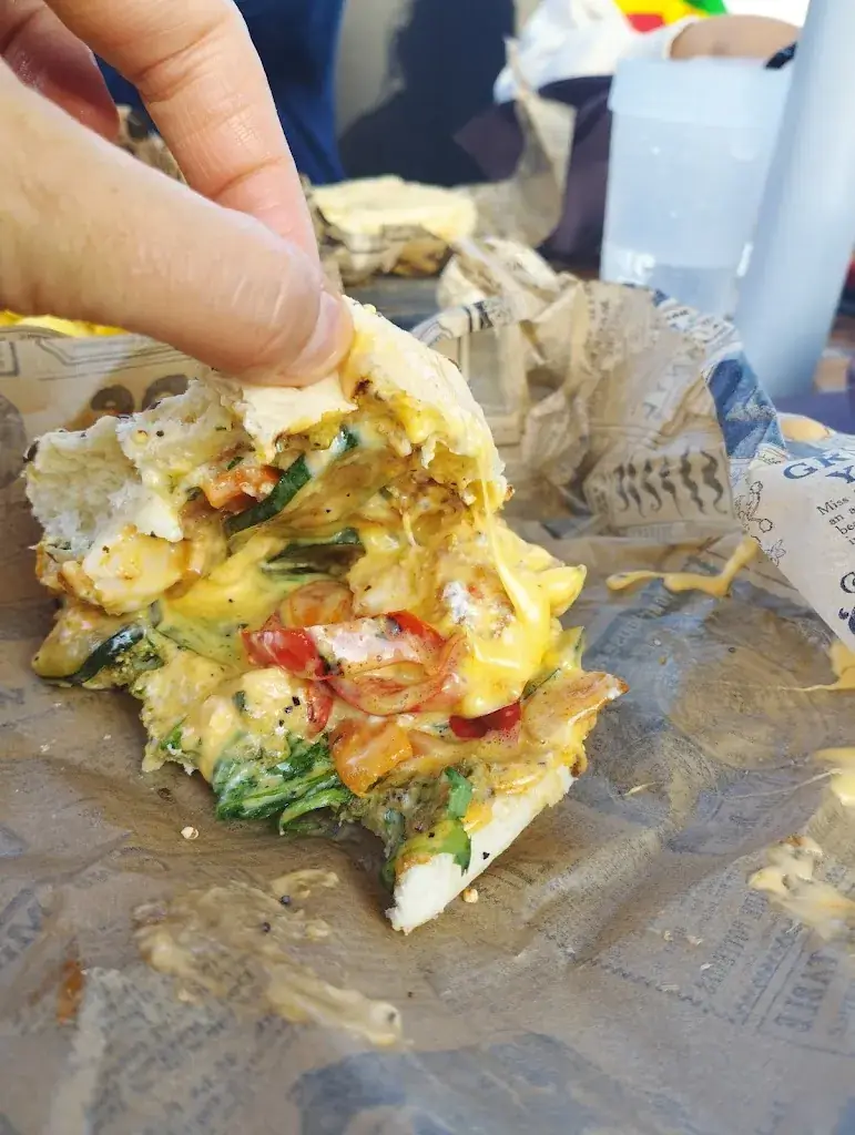 Mordelet Amélie_LA BARAK_Audierne_review