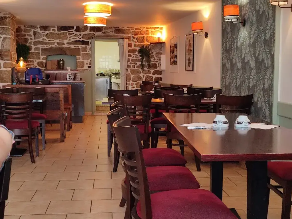 Aux crêpes d'or restaurant in Audierne