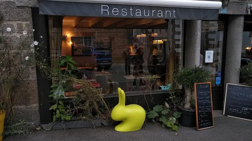 Les 3 Buis Restaurant in Pont-Aven