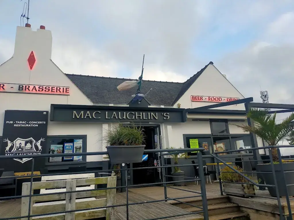 elisa lerda_The Mac Laughlin's_Beuzec-Cap-Sizun_review