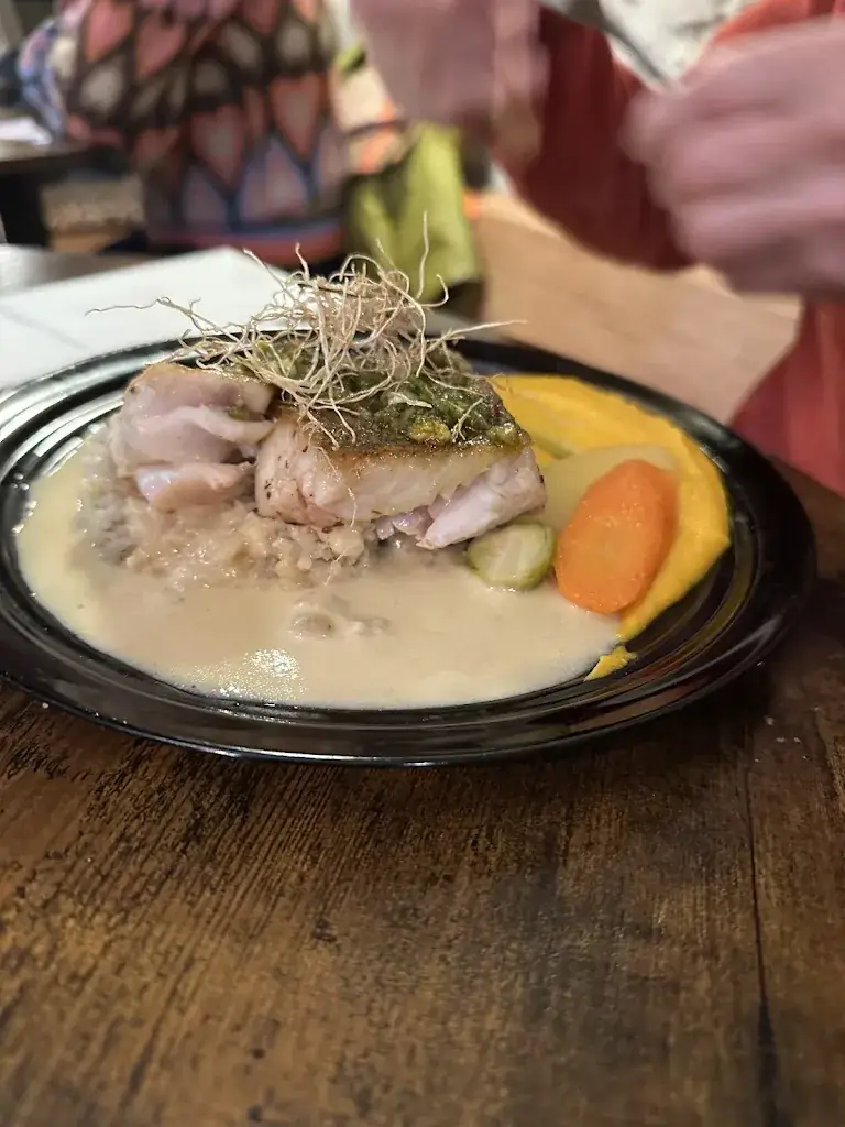 Chez Le Du_Pont-Croix_slider_image_3