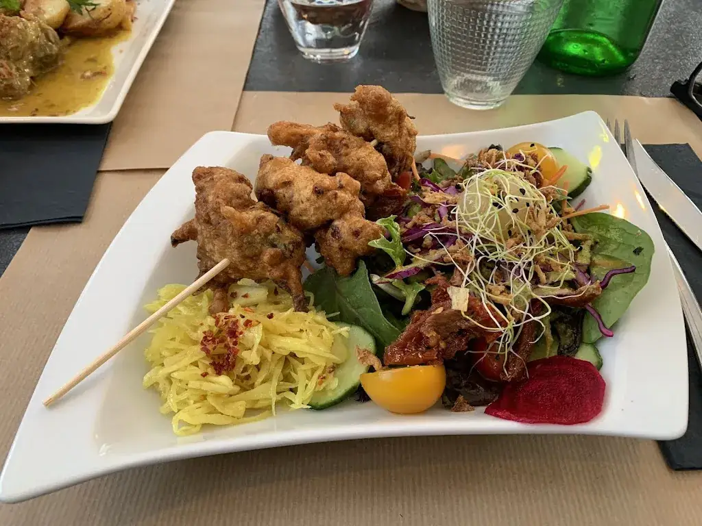 Le Zinc Lucie sur le quai_Pont-Croix_slider_image_2