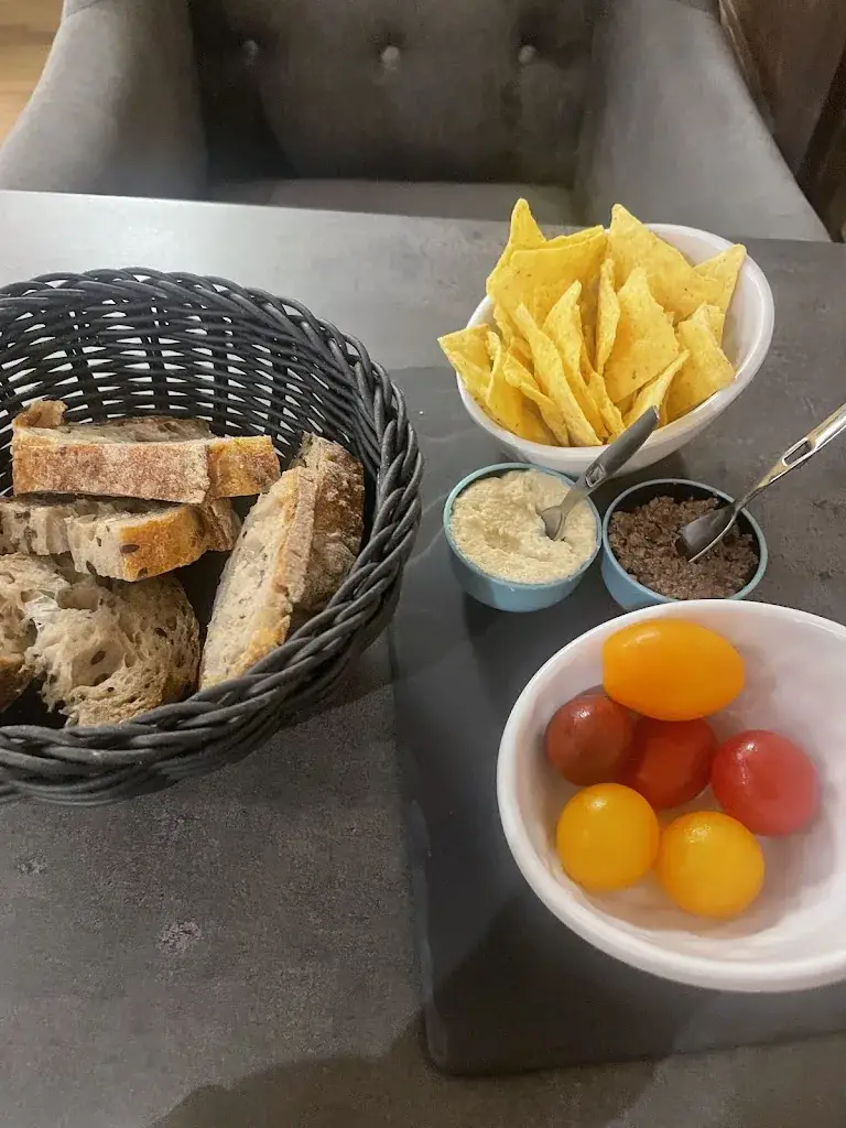 L'accord - bar à vins, cocktails et bières_Beaufort_slider_image_3