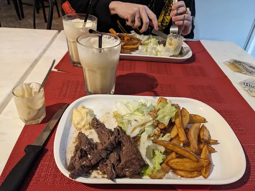 Judith Poncelin de Raucourt_Bistrot La Maison Bainsoise_Bains-sur-Oust_review