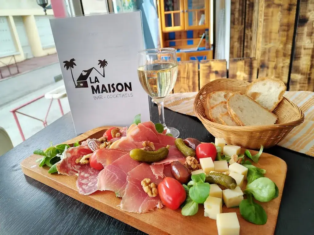 Bistrot La Maison Bainsoise_Bains-sur-Oust_slider_image_2