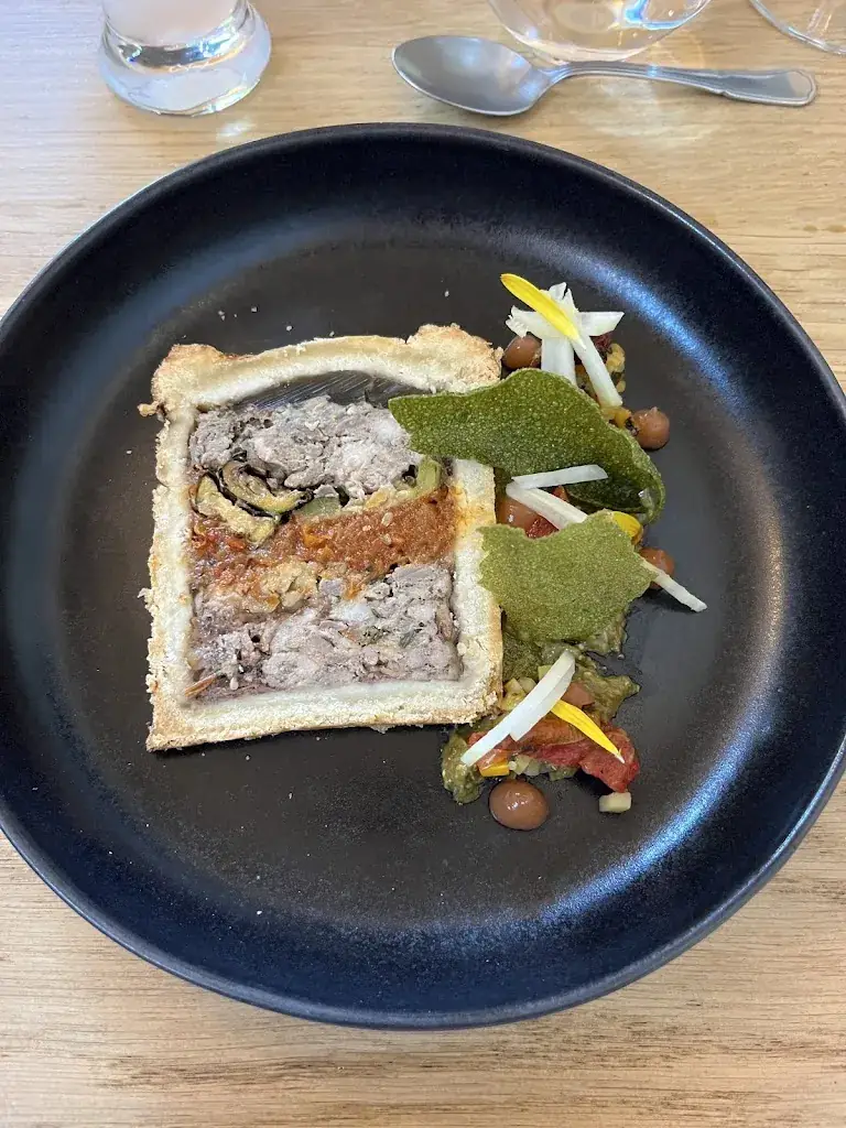 H Mügge_La Morinais - Restaurant à la Ferme, Camping et Gîte_Bains-sur-Oust_review