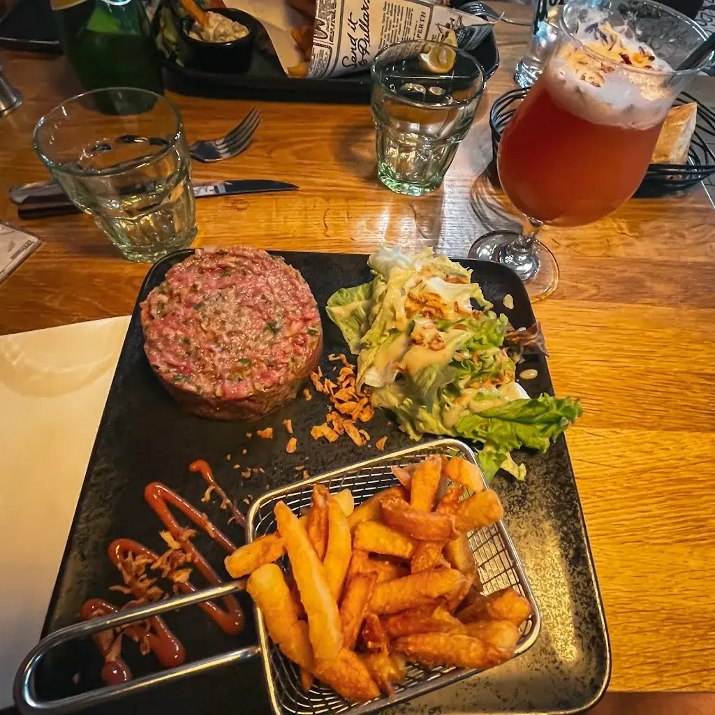 COCOTTE Brasserie & Rôtisserie_Redon_slider_image_3