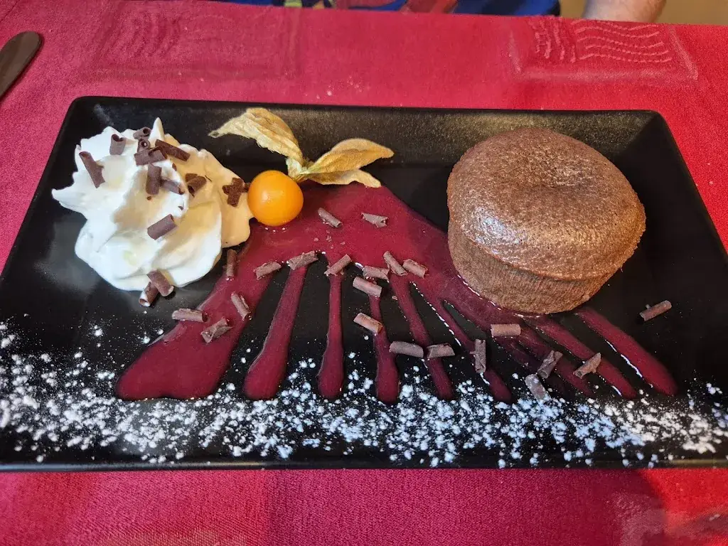 Cécile Mauraisin_L 'ile aux grillades_Redon_review