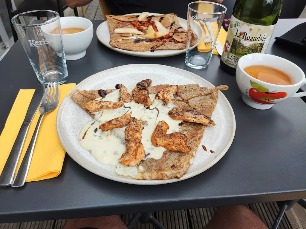 Xav TC_CRÊPERIE BILLIG BAR_Redon_review