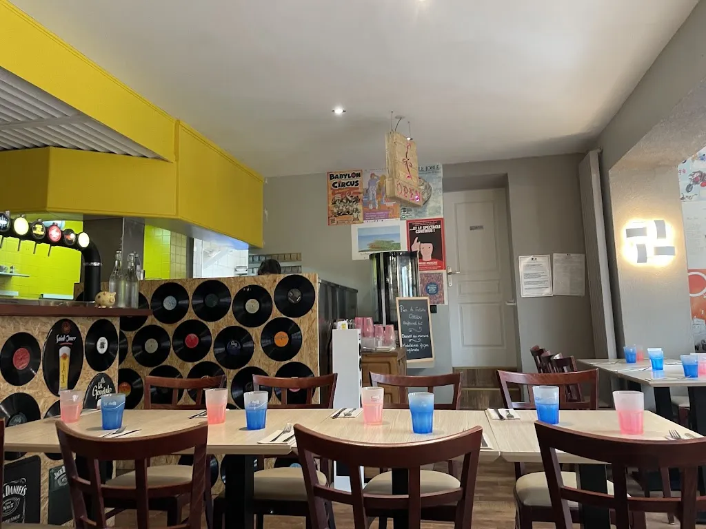 CRÊPERIE BILLIG BAR_Redon_slider_image_3