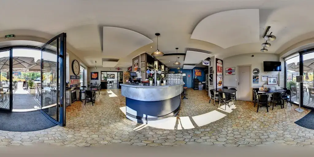 AU BOUT DU PONT_Gacilly_slider_image_1