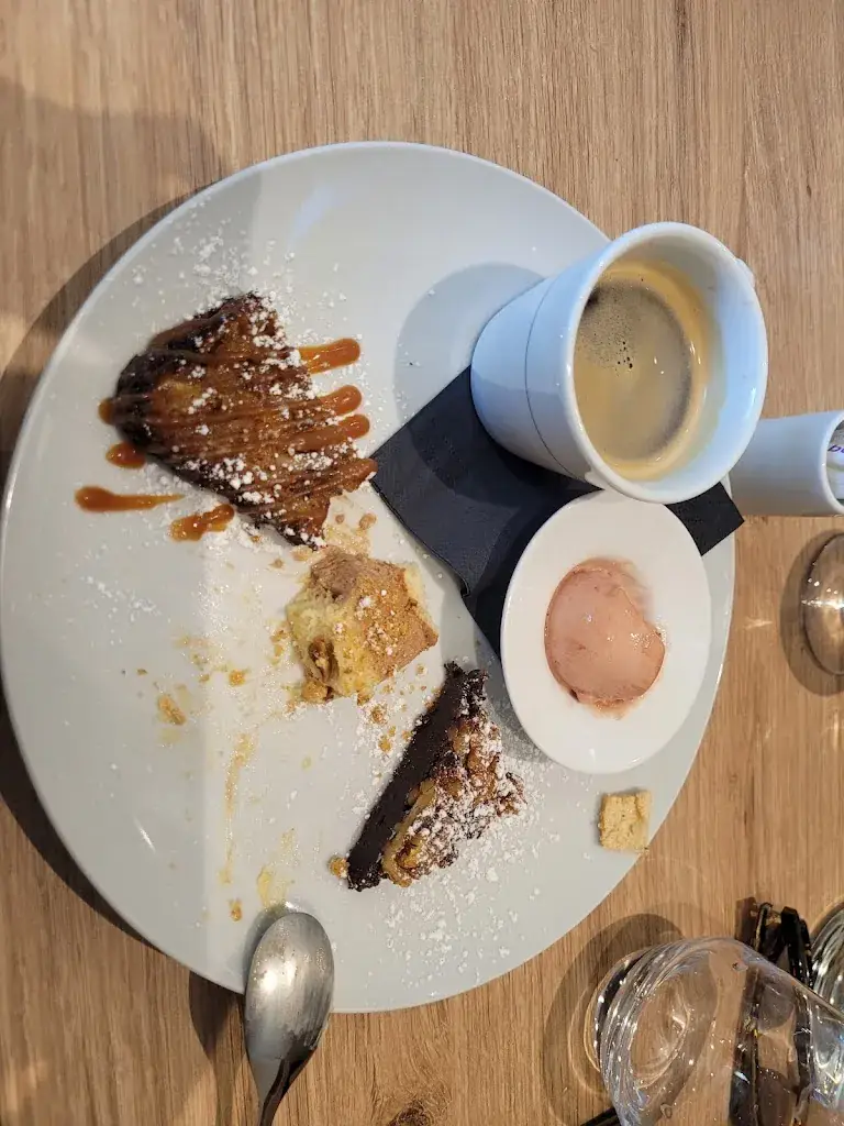 Menu_Le coin des Artistes_Gacilly_immagine_3