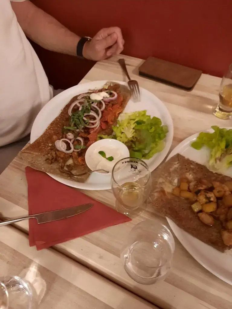 Le Bourg Comptoir_Bourg-des-Comptes_slider_image_2