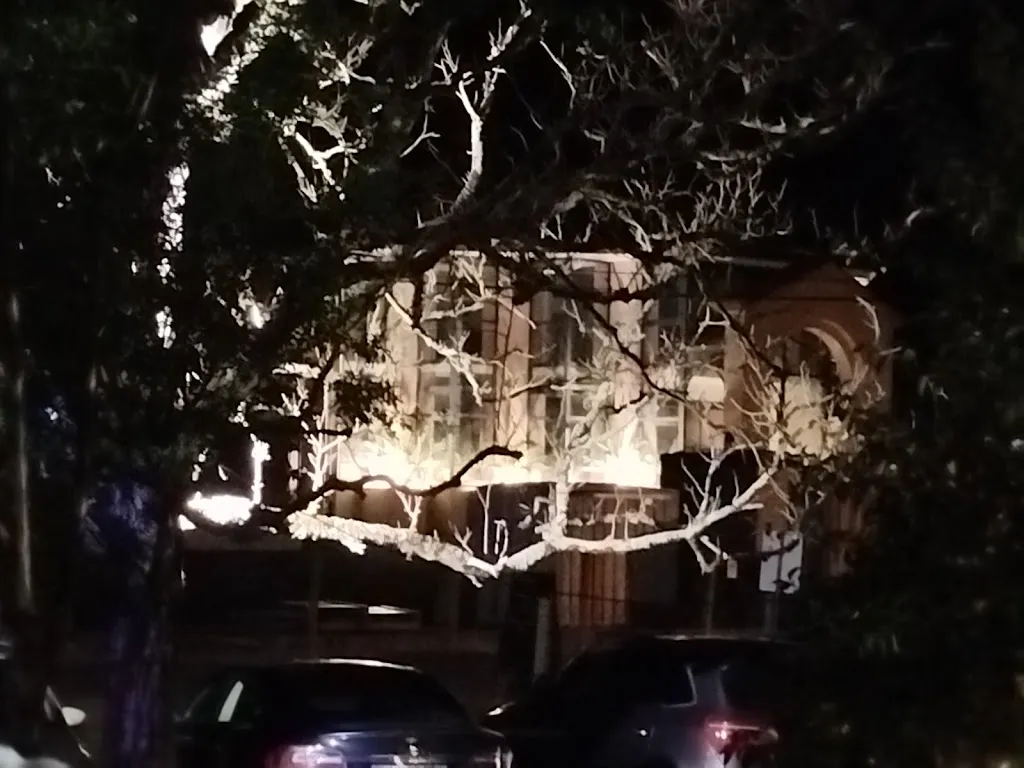 Corinne Charpentier_La Corniche Guinguette_Bourg_recensione