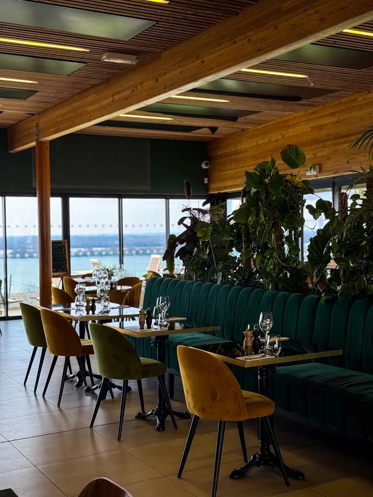 Jéroboam 120 ristorante a Bourg