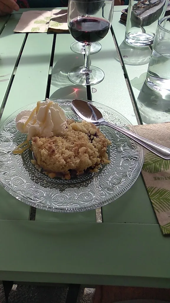 Brent Cavanagh_Brass'Bar - Les Bruyeres Bar Restaurant_Brasparts_reseña