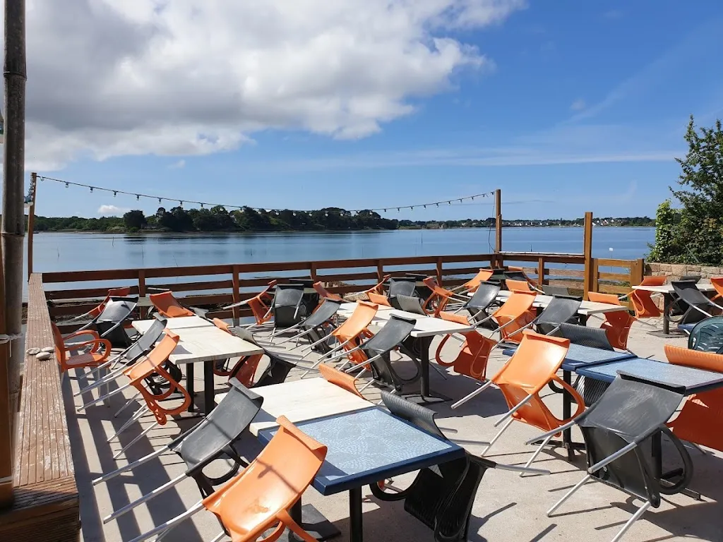 La Cabane de Cadoudal - Dégustation huitres au bord de la Ria d' Etel & vente directe_Locoal-Mendon_slider_image_1