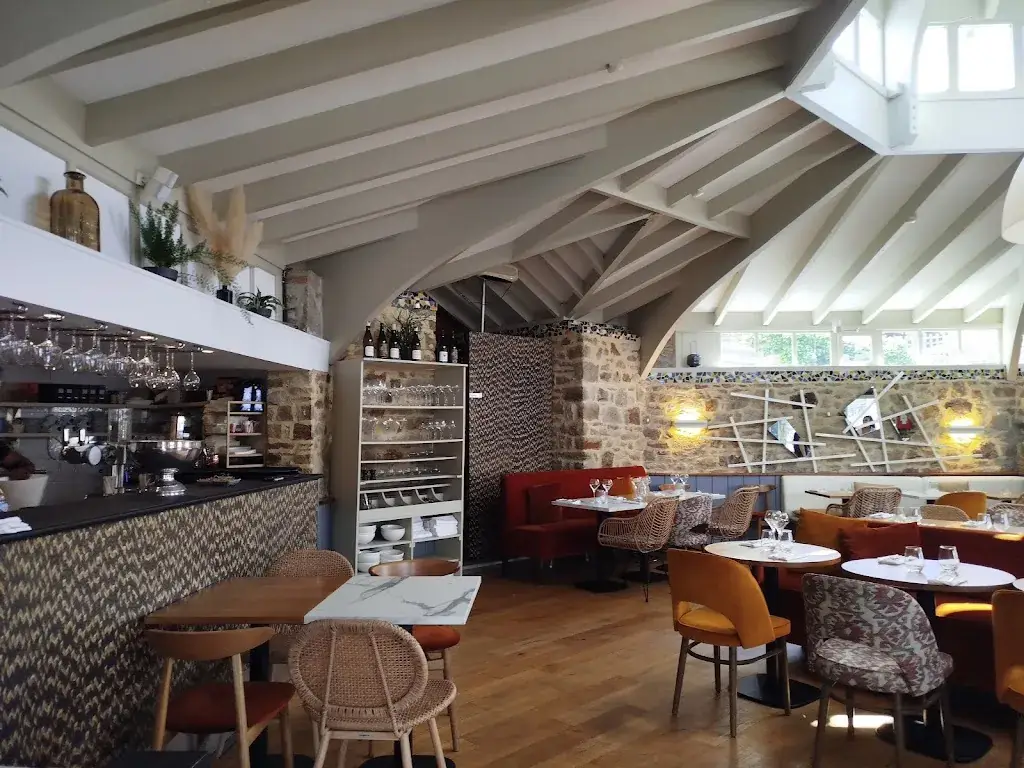 L'Alhambra restaurant in Bénodet