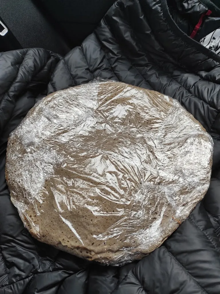 Johnny Foucher_La Galette Breceenne_Brécé_review