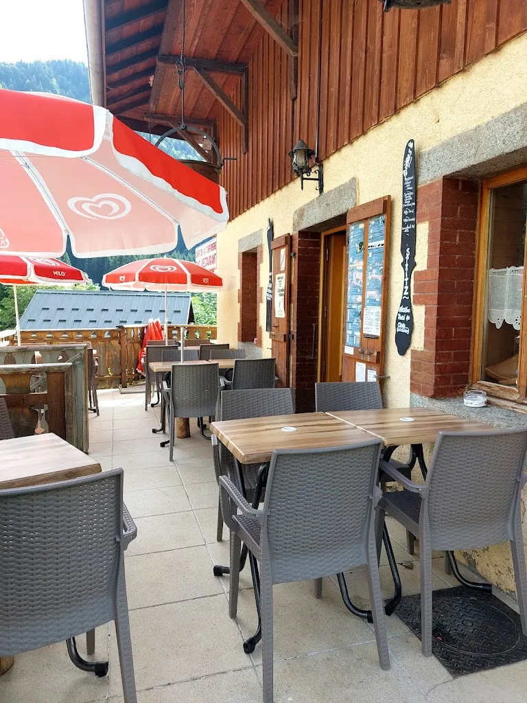 Café de la Chevrerie_Bellevaux_slider_image_1