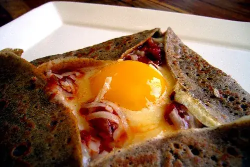 La cabane à galettes - Aventure nocturne - La Marmite Agitée ristorante a Caden