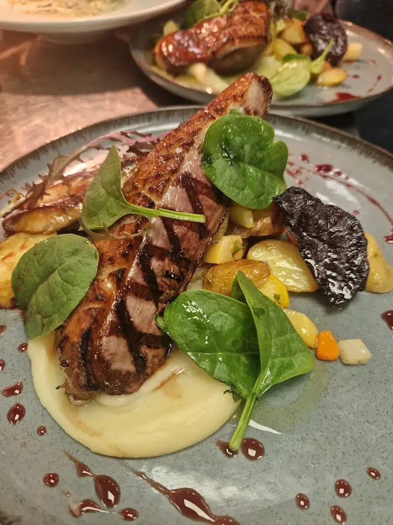 Du Sud à l'Ouest Restaurant_Betton_slider_image_2