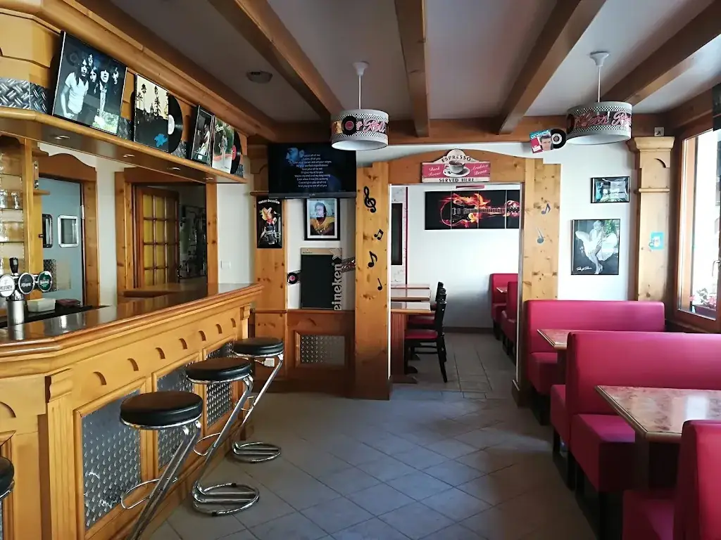 Rock and Blues Café_Bellevaux_slider_image_1