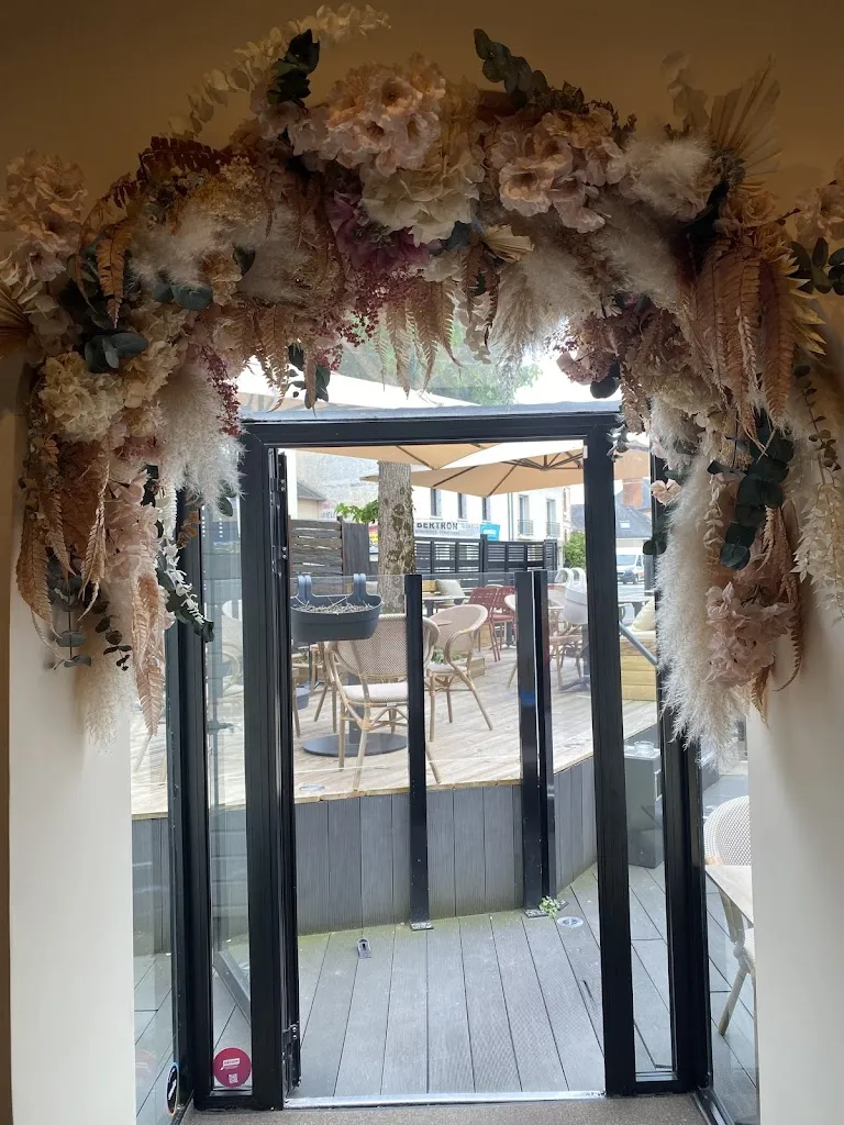 Mandi Dumani_Crêperie Fleur de Sarrasin_Betton_review