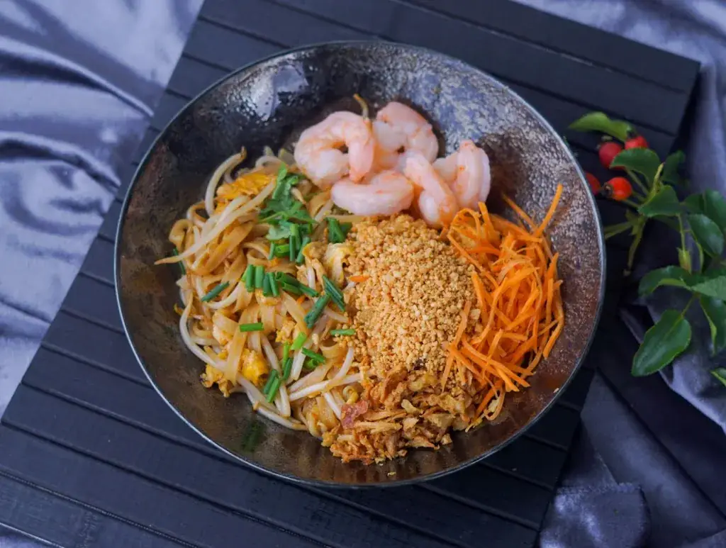 Thai away_Betton_slider_image_2