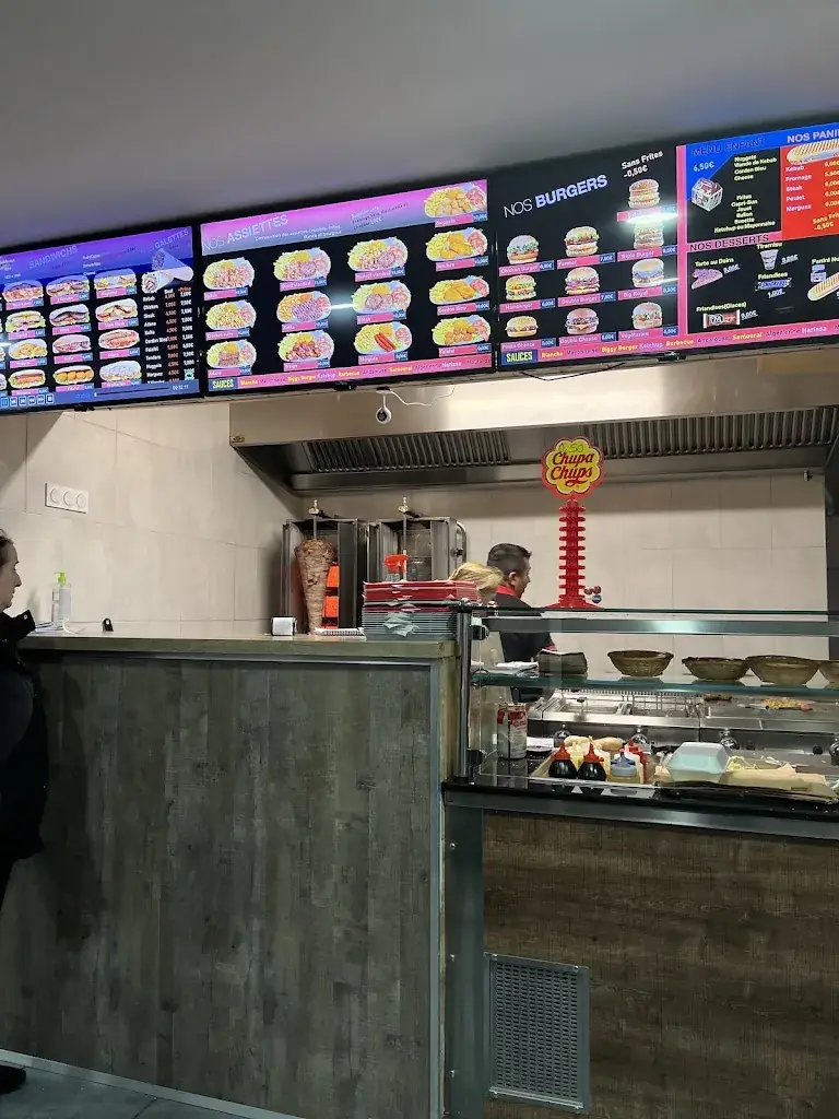 Azad Kebab BETTON_Betton_slider_image_2