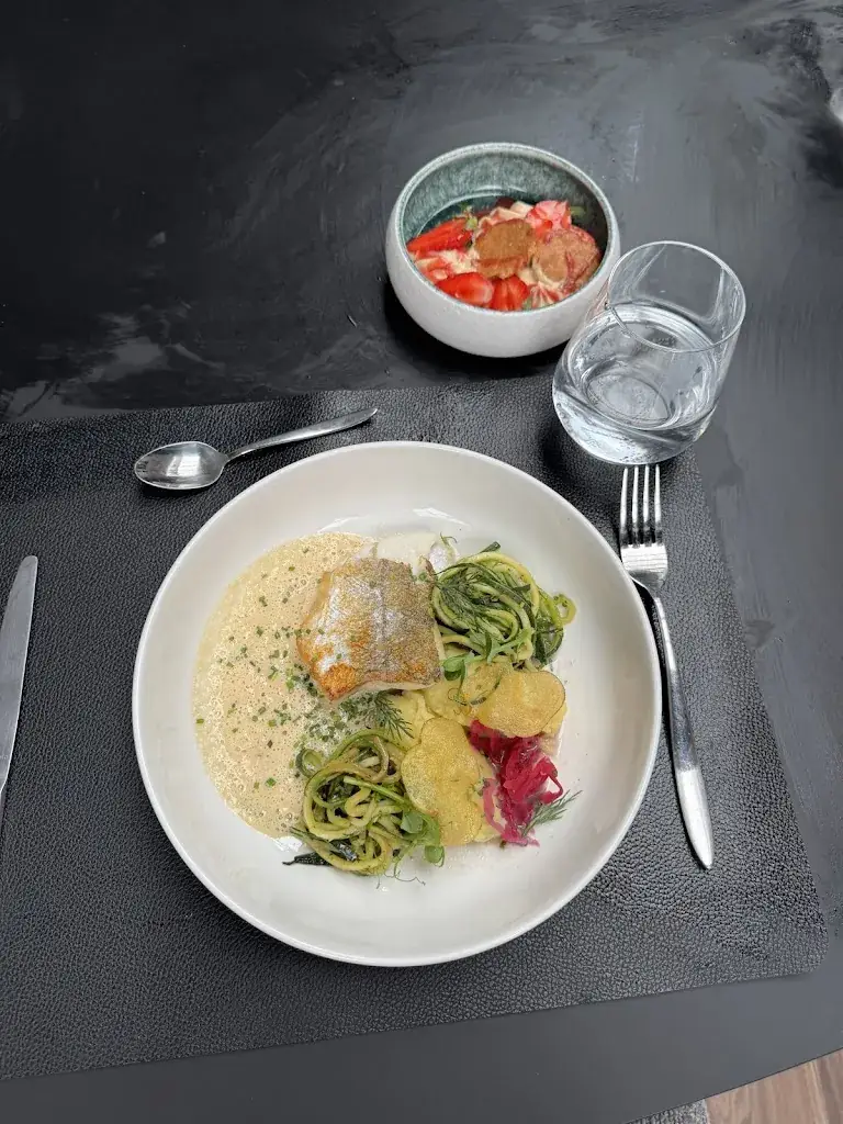 maelle reguer_Le Tri Menn_Brest_review