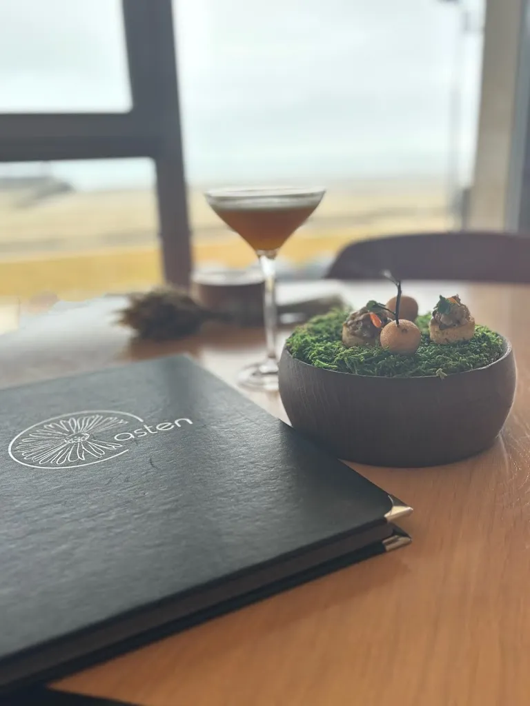 Alexander Saunders_La Table d'Asten_Binic-Étables-sur-Mer_review