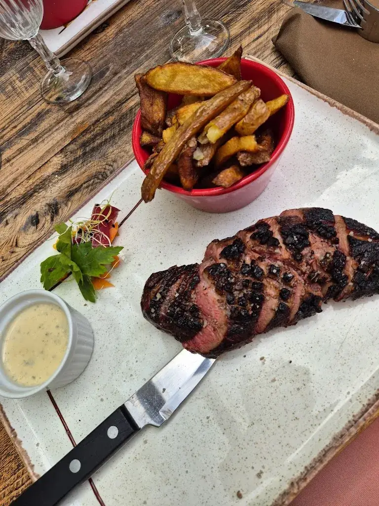 Au Coin Du Feu_Camors_slider_image_2