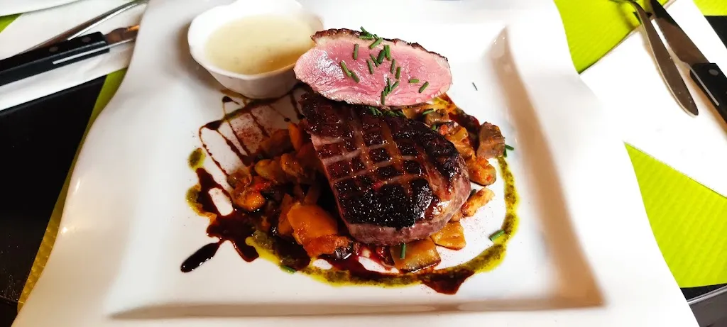 LE MONDELLO_Briec_slider_image_2