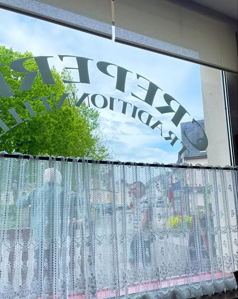 Stéphane Bertrand_Crêperie Les Fleurs d'Ajonc_Briec_review