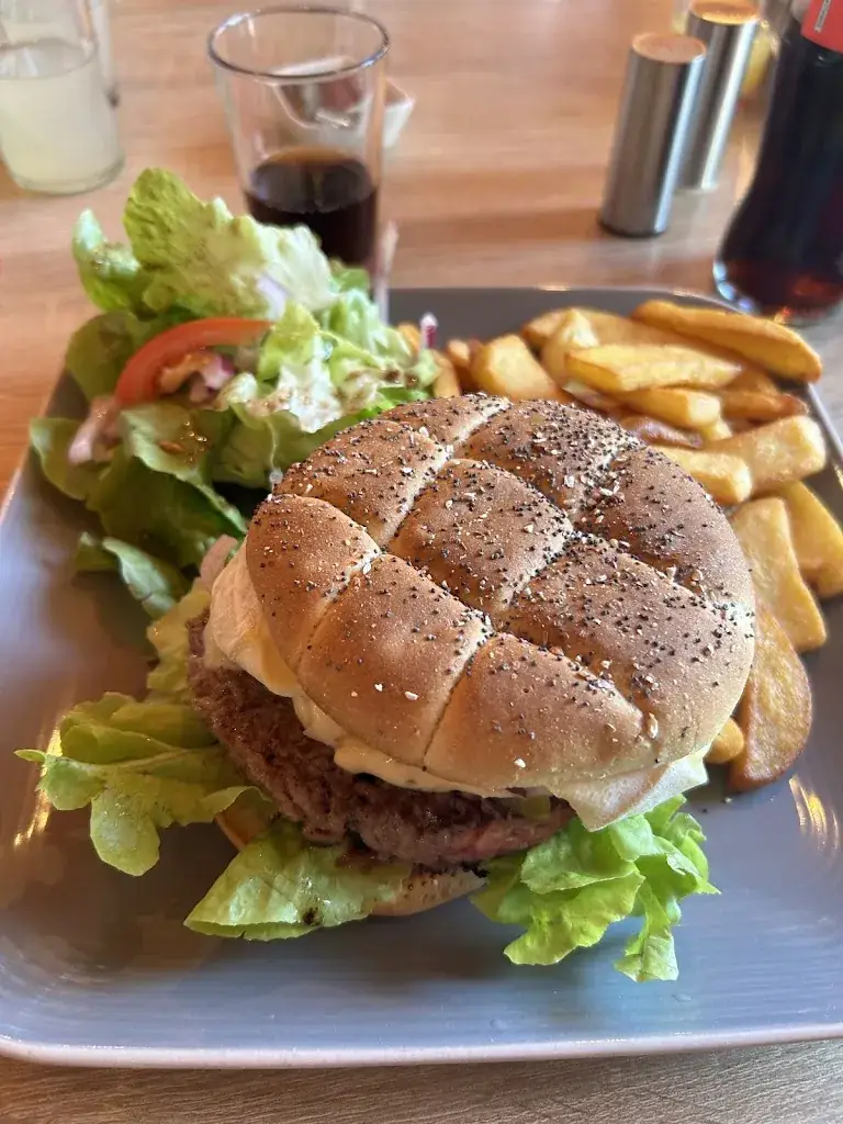 Le Bistrot_Dol-de-Bretagne_slider_image_3