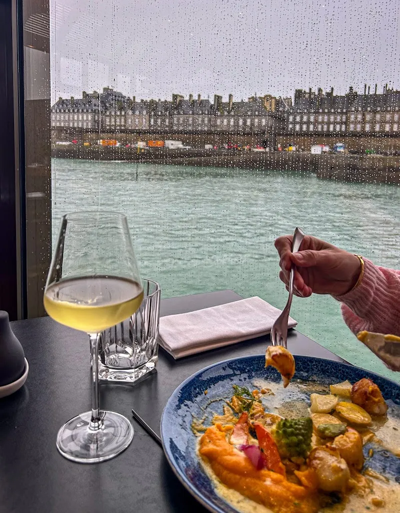 L'Amiral Saint-Malo_Saint-Malo_slider_image_3