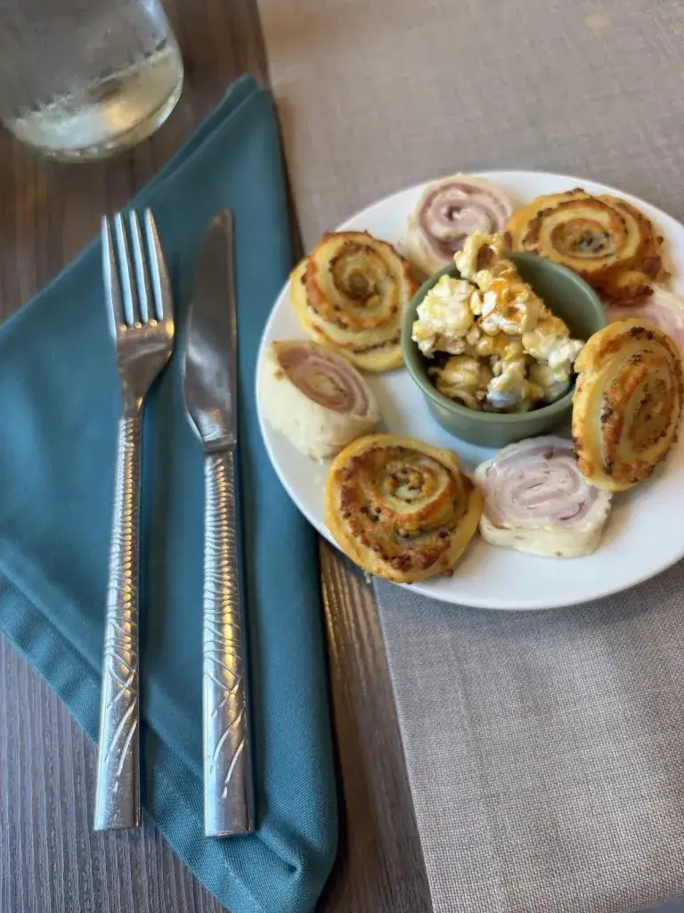 niru grg_Mélanger les Couleurs_Bessenay_review