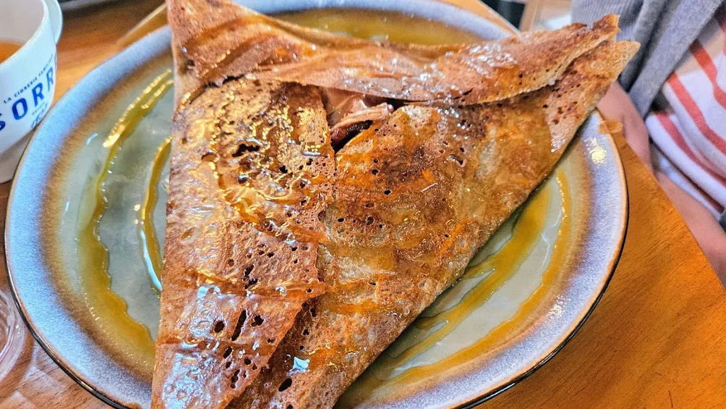 Bolee bleue_Carnac_slider_image_3