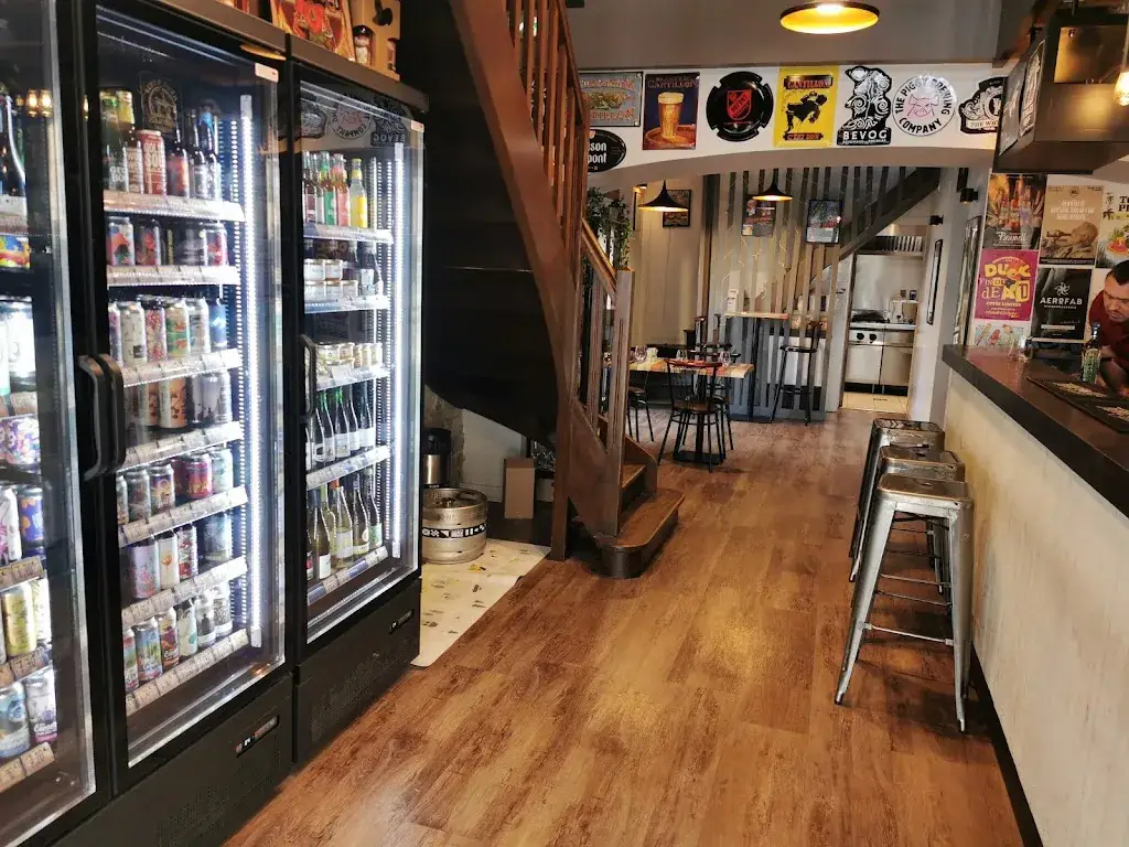 franck Zz_Le Chasne Restau/Bar/Cave/CBDshop_Chasné-sur-Illet_review