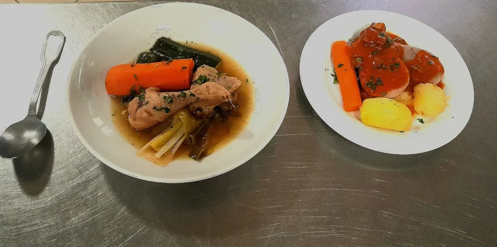 Le Café du Midi - BESSENAY _Bessenay_slider_image_2